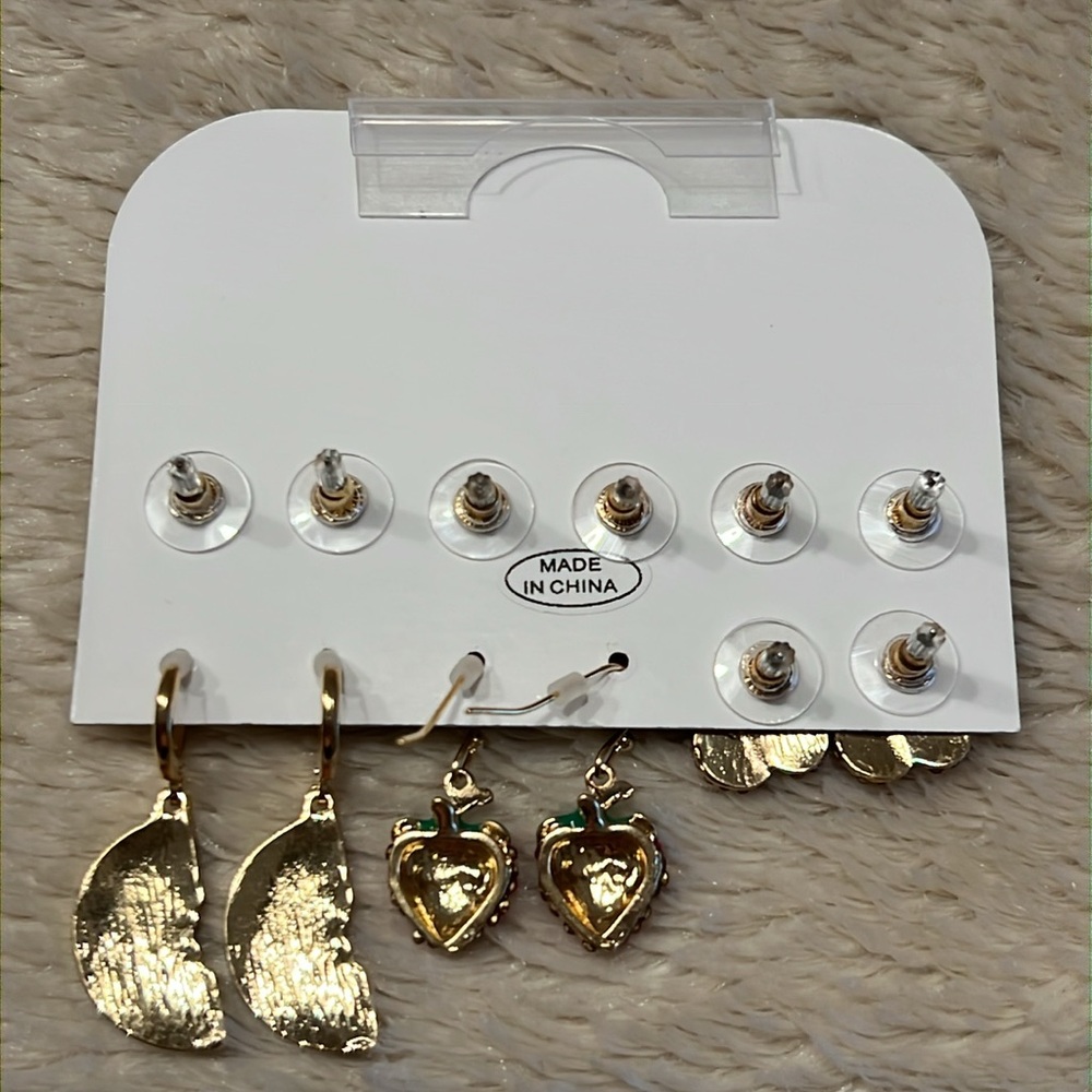 NOIR Fruity Loopy Earrings - Picture 3 of 5